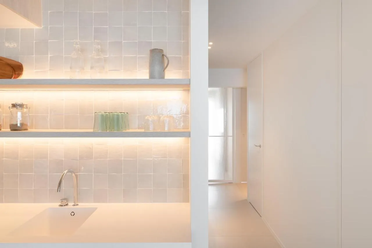 Een Designappartement Met Zijdelings Zicht Op Zee Ostend